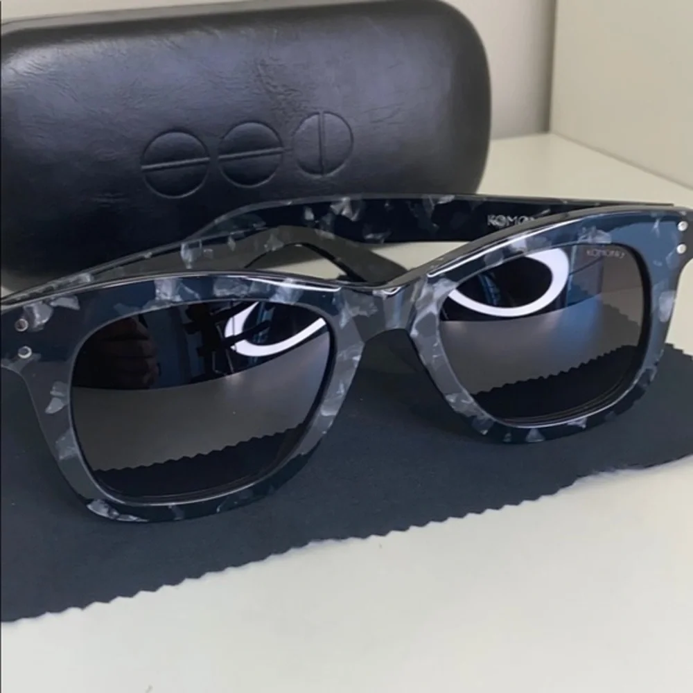 Komono sunglasses NEW Allen Black Marble wayfarer